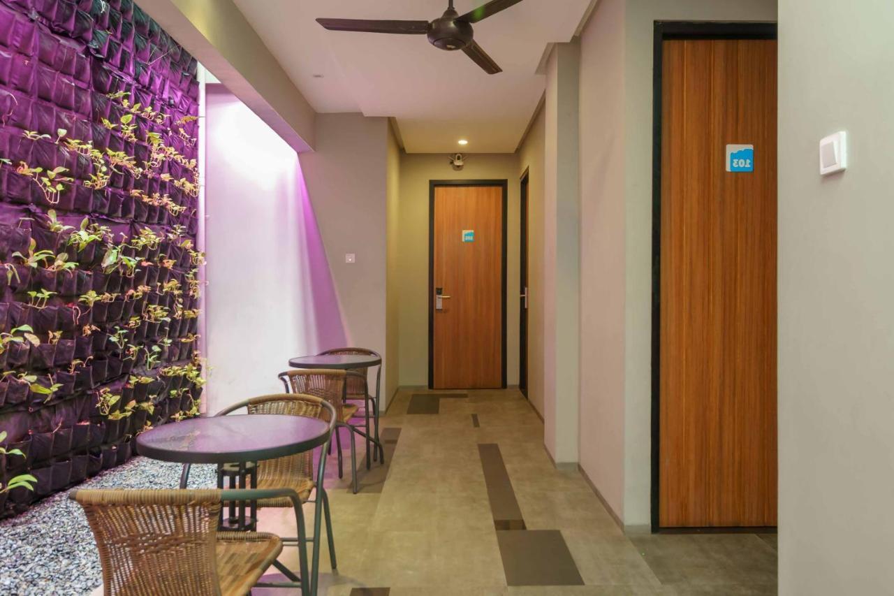 Reddoorz Plus Near Radio Dalam 3 Jakarta Exterior photo